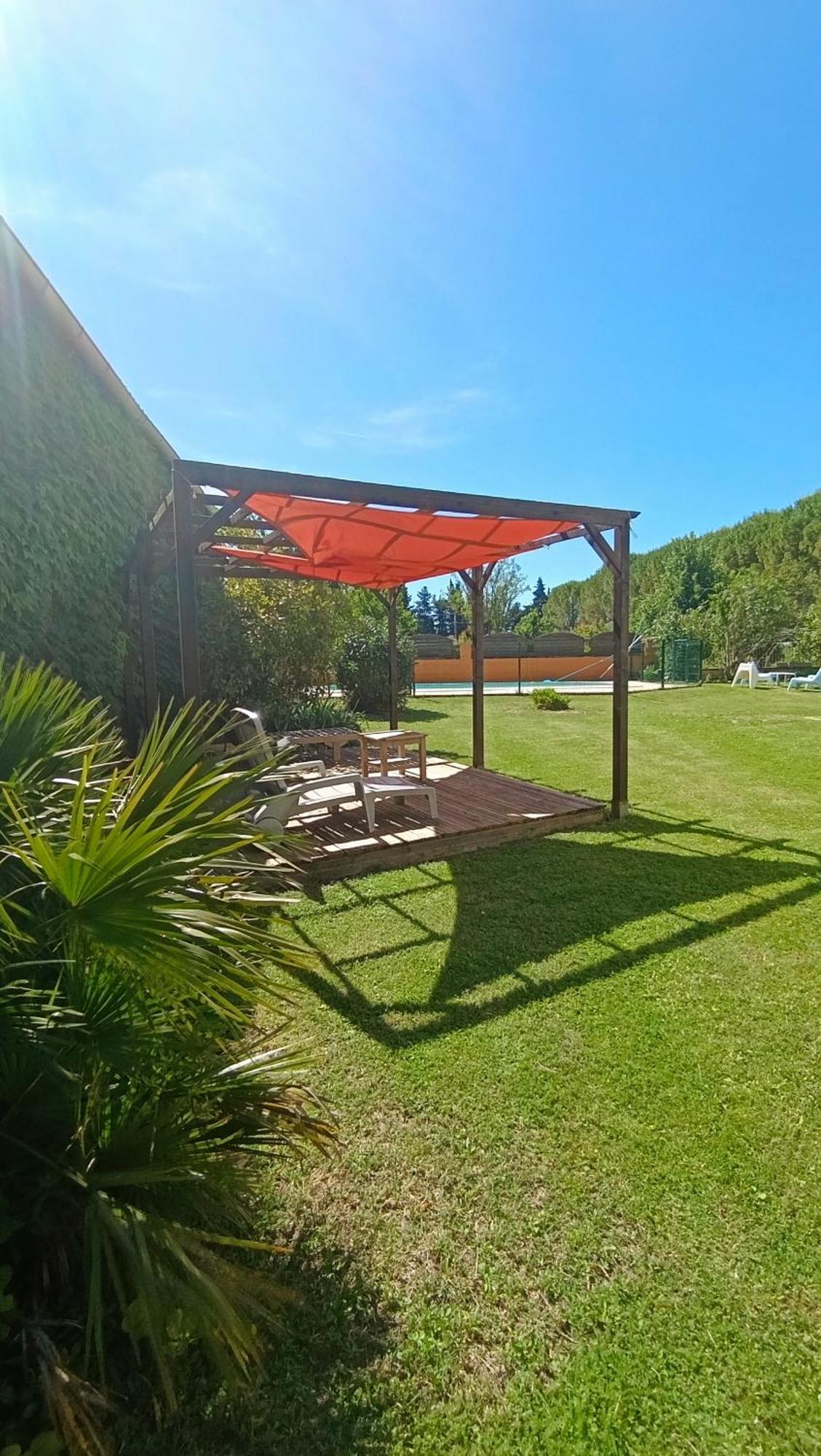 Mas De La Grave Bed & Breakfast Althen-des-Paluds Dış mekan fotoğraf