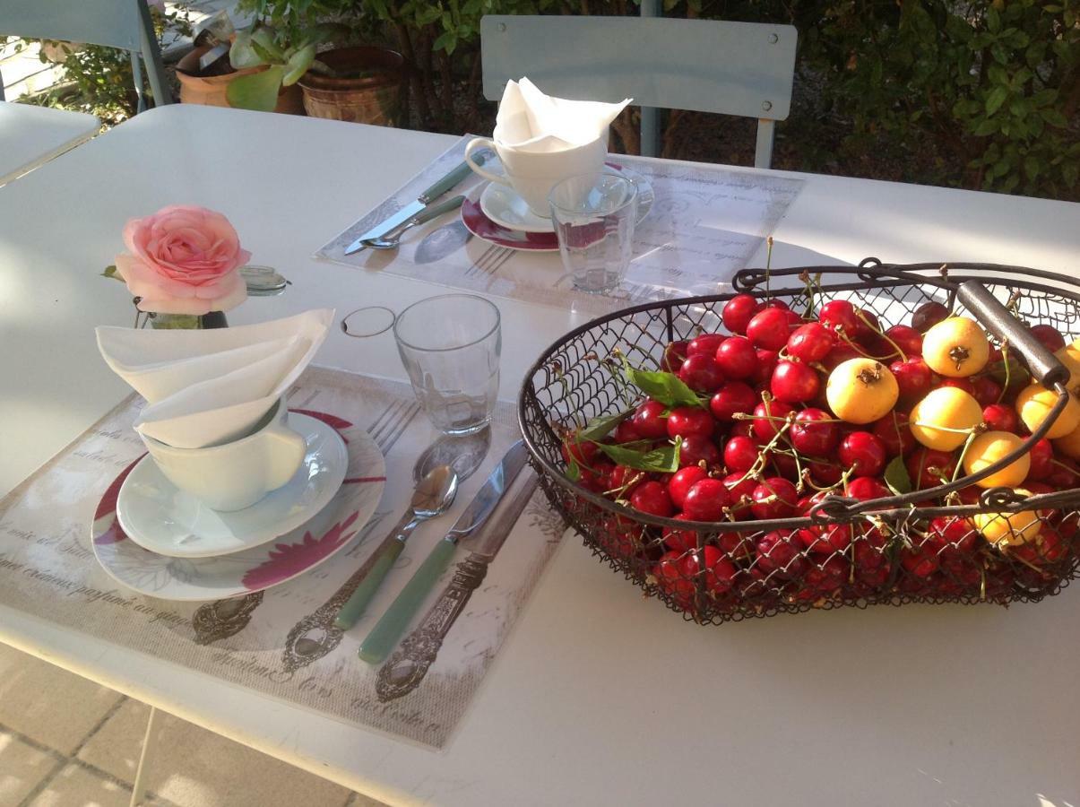 Mas De La Grave Bed & Breakfast Althen-des-Paluds Dış mekan fotoğraf
