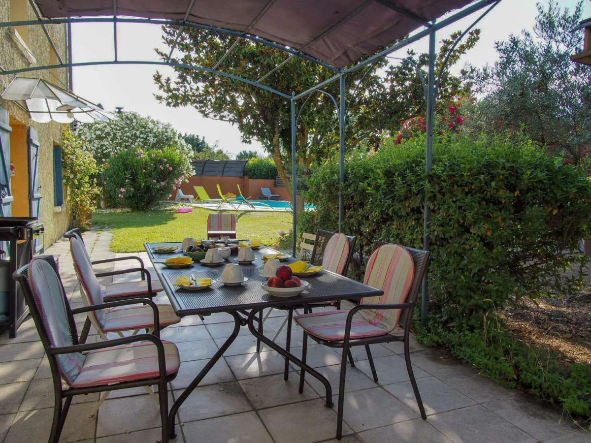 Mas De La Grave Bed & Breakfast Althen-des-Paluds Dış mekan fotoğraf